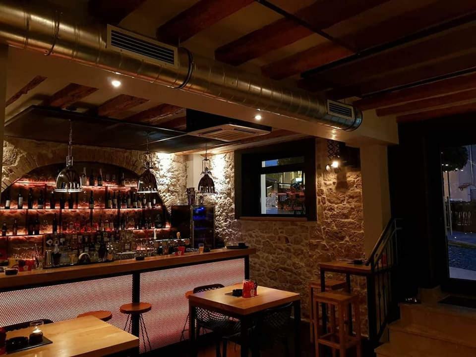 Hostel Scala Шибеник Экстерьер фото
